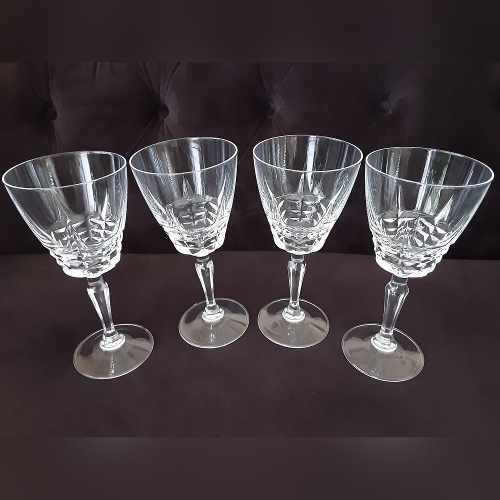 W. M. Dalton Cherbourg French 24% Lead Crystal Wine Glasses #2 Set of 4 - No Box